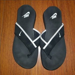 Nike flip flops